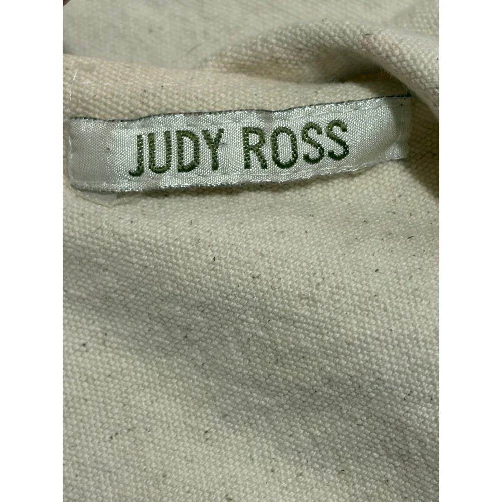 Judy Ross 16x16.5